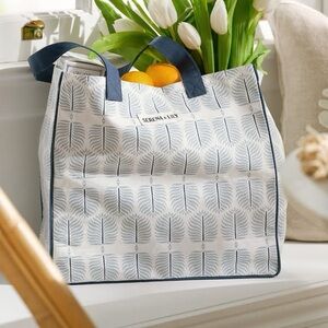Serena & Lily Granada Tote Bag Blue Leaf Print NWT 💛